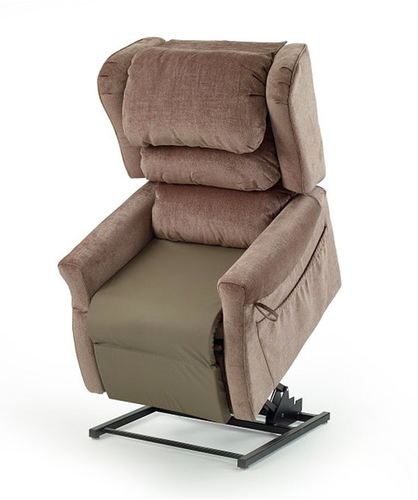 Accora Configura Lite 2 Tilt-in-Space Chair Image 4