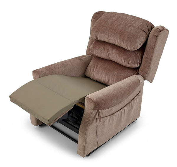 Accora Configura Lite 2 Tilt-in-Space Chair Image 6