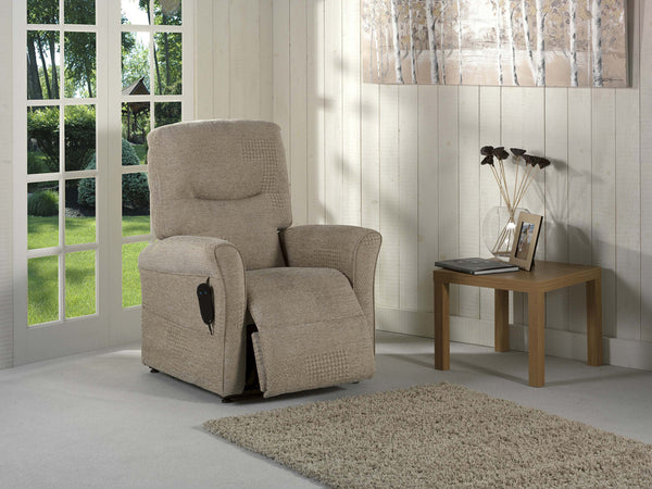 Helmsley Single Motor Tilt-in-Space Chair Image 2