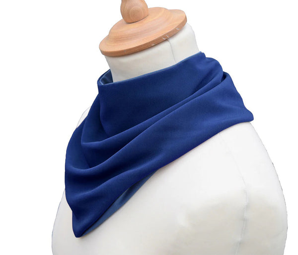 Neckerchief Style Dribble Bib Image 5