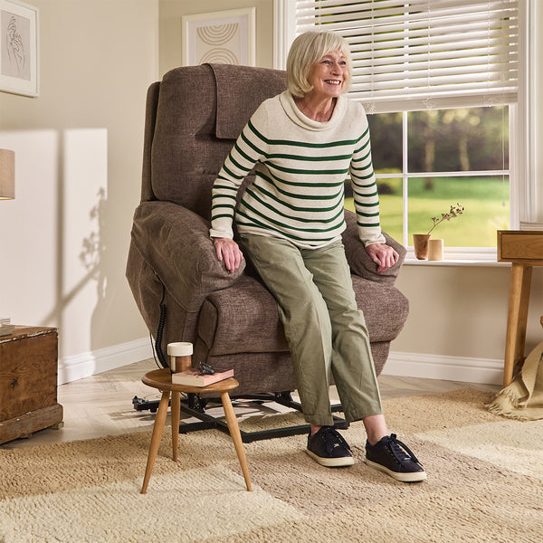 Lawson Four Motor Riser Recliner Chair Image 6