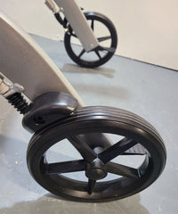 Integrity Leo Premium Rollator - Metallic Silver