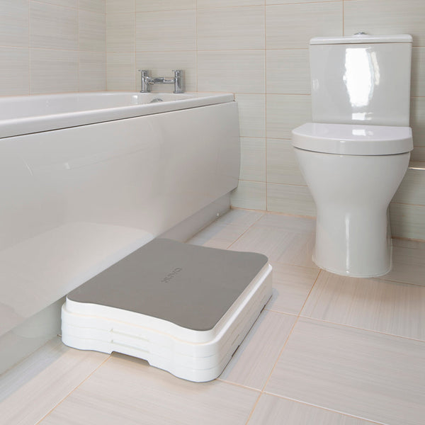 Nuvo Adjustable Bath Step Image 4