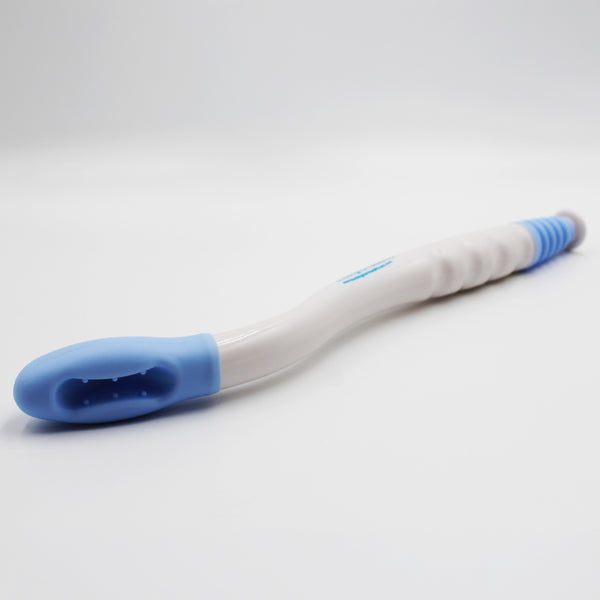 Buckingham Easywipe Toilet Tissue Aid, ergonomic handle and textured grip, for limited dexterity, product front view.