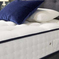 premium natural pocket 2500 mattress close up side view